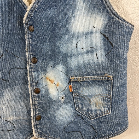 Vintage Levi's Denim Sherpa Lined Snap Button Vest Orange Tab Size L Distressed - Picture 6 of 12